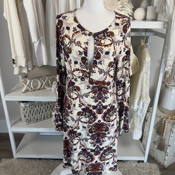Venus women's size Large floral paisley, Deep keyhole neckline to waist #2864 - Picture 1 of 10
